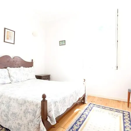 Дом отдыха House With 3 Bedrooms In With Shared Pool And Terrace 30 Km From The Beach *