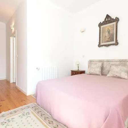 House With 3 Bedrooms In With Shared Pool And Terrace 30 Km From The Beach
