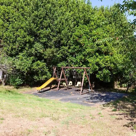 House With 3 Bedrooms In With Shared Pool And Terrace 30 Km From The Beach Дом отдыха
