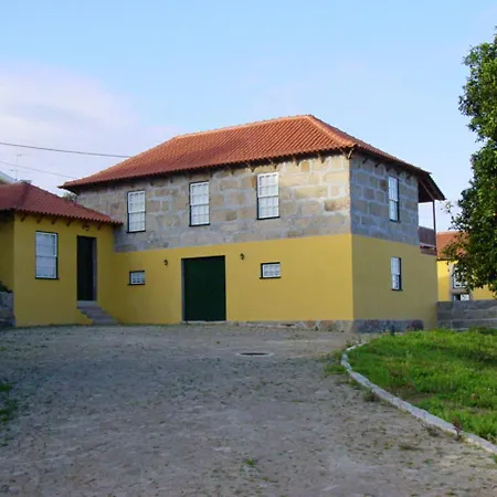House With 3 Bedrooms In With Shared Pool And Terrace 30 Km From The Beach *