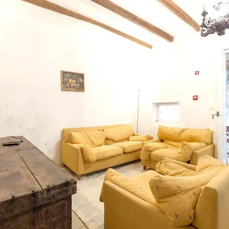 House With 3 Bedrooms In With Shared Pool And Terrace 30 Km From The Beach